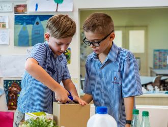 Middleton International School Children From Primary